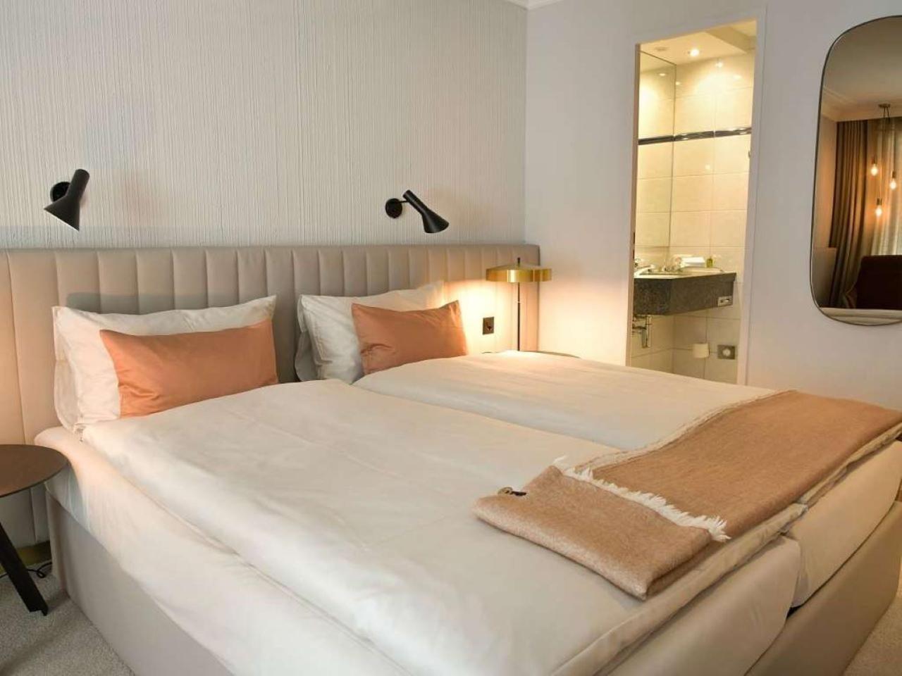 Kongress Hotel ดาวอส ภายนอก รูปภาพ